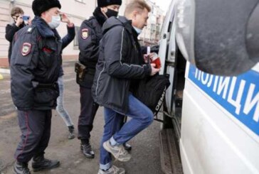 Кремль, всерьез обеспокоившись ближайшим будущим (бучей!), решил «завернуть гайки» уже почти до упора — Свободная Пресса
