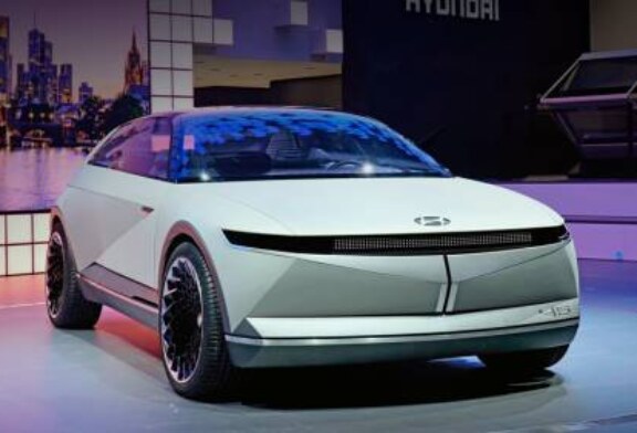 Hyundai начнет продажи в России нового электрокара