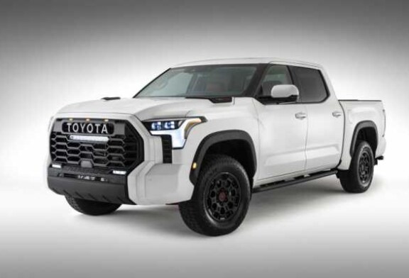 Рассматриваем первое официальное фото новой Toyota Tundra