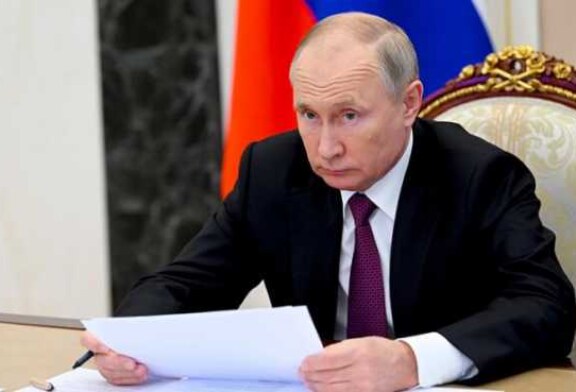 Стратегия Путина: Президент в курсе, что ему пишет армия его управленцев? — Статьи — Политика — Свободная Пресса