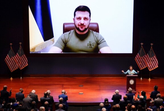 Украина приносит в жертву свой народ