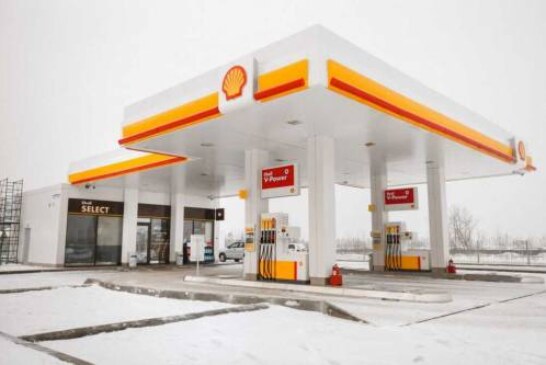 «Лукойл» выкупает Shell в России
